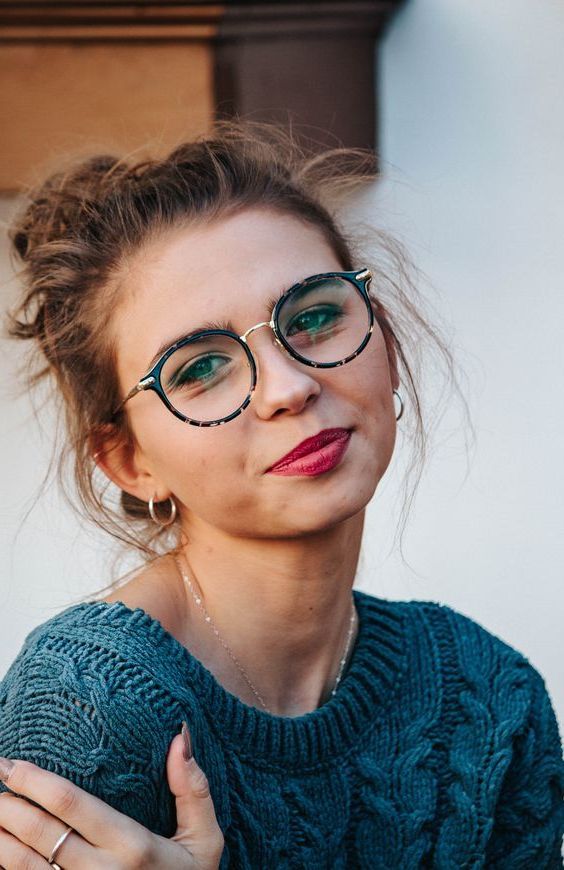 عینک ترند سال ۲۰۲۵ دخترانه
