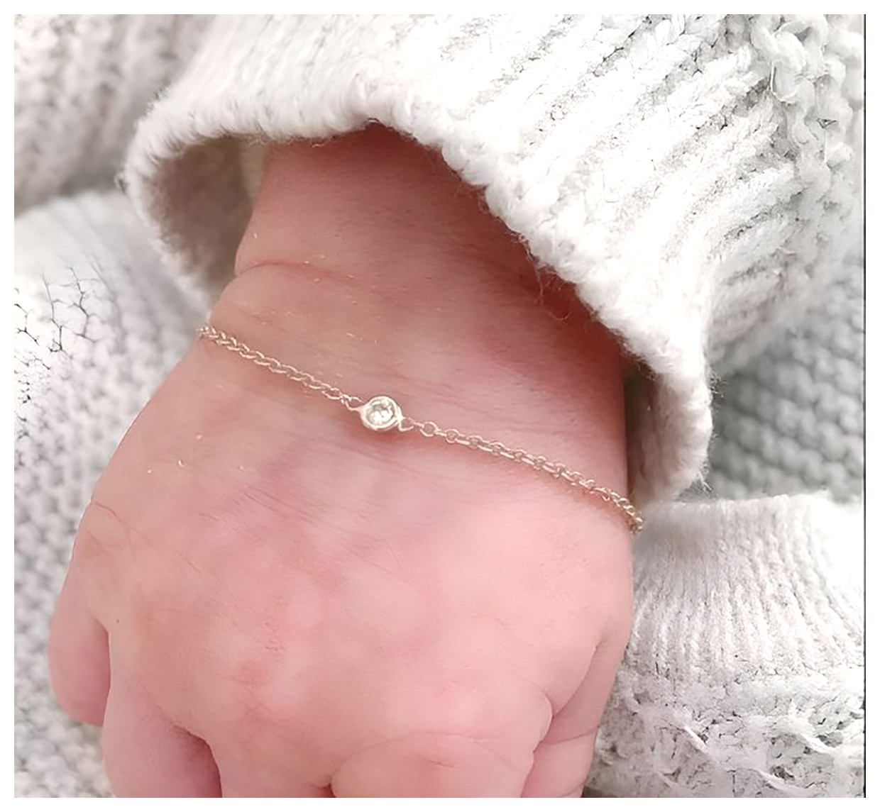 دستبند طلا برای نوزادان: زیبایی و ایمنی در یک محصول