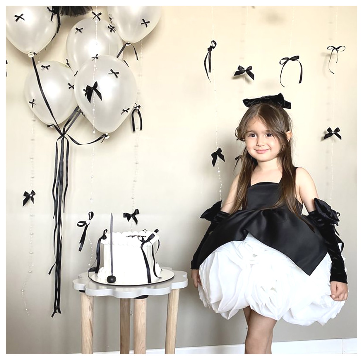 ایده‌های جذاب برای عکس‌برداری تولد | حرکات و ژست‌های خاص