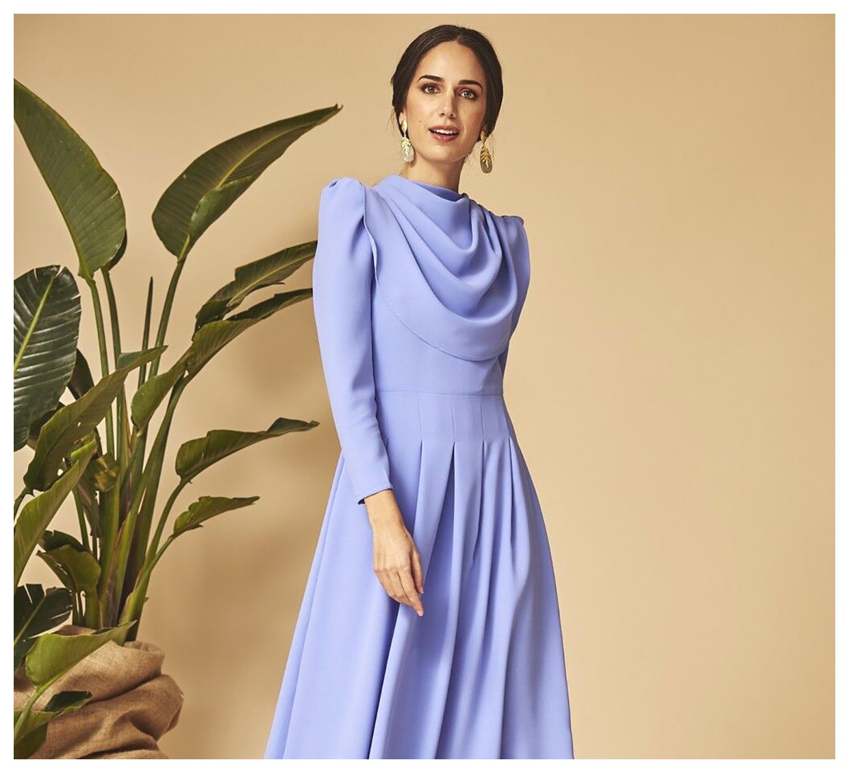 مدل‌های شیک و جذاب لباس شب زنانه برای درخشش در مهمانی‌ها