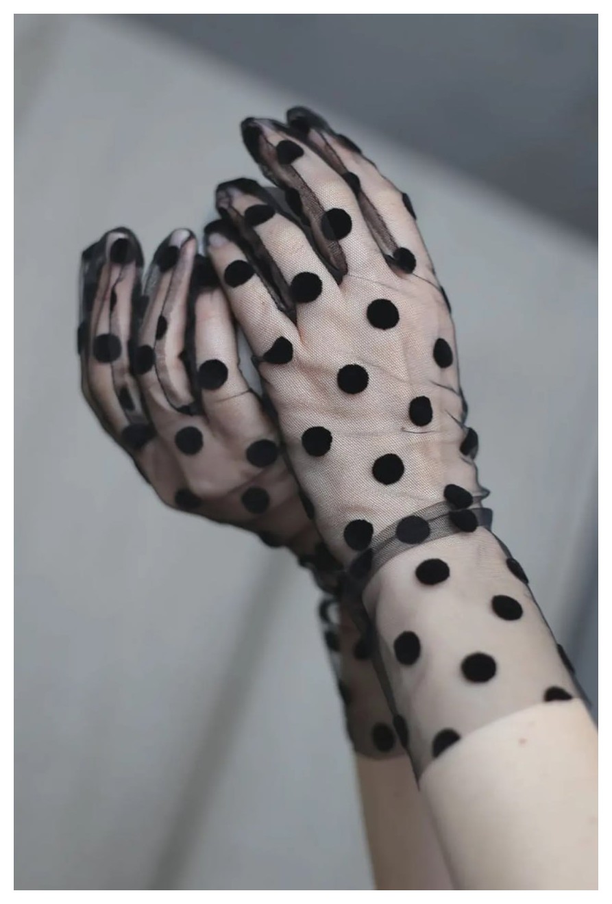 دستکش حرير: انتخابی مناسب برای زیبایی و راحتی