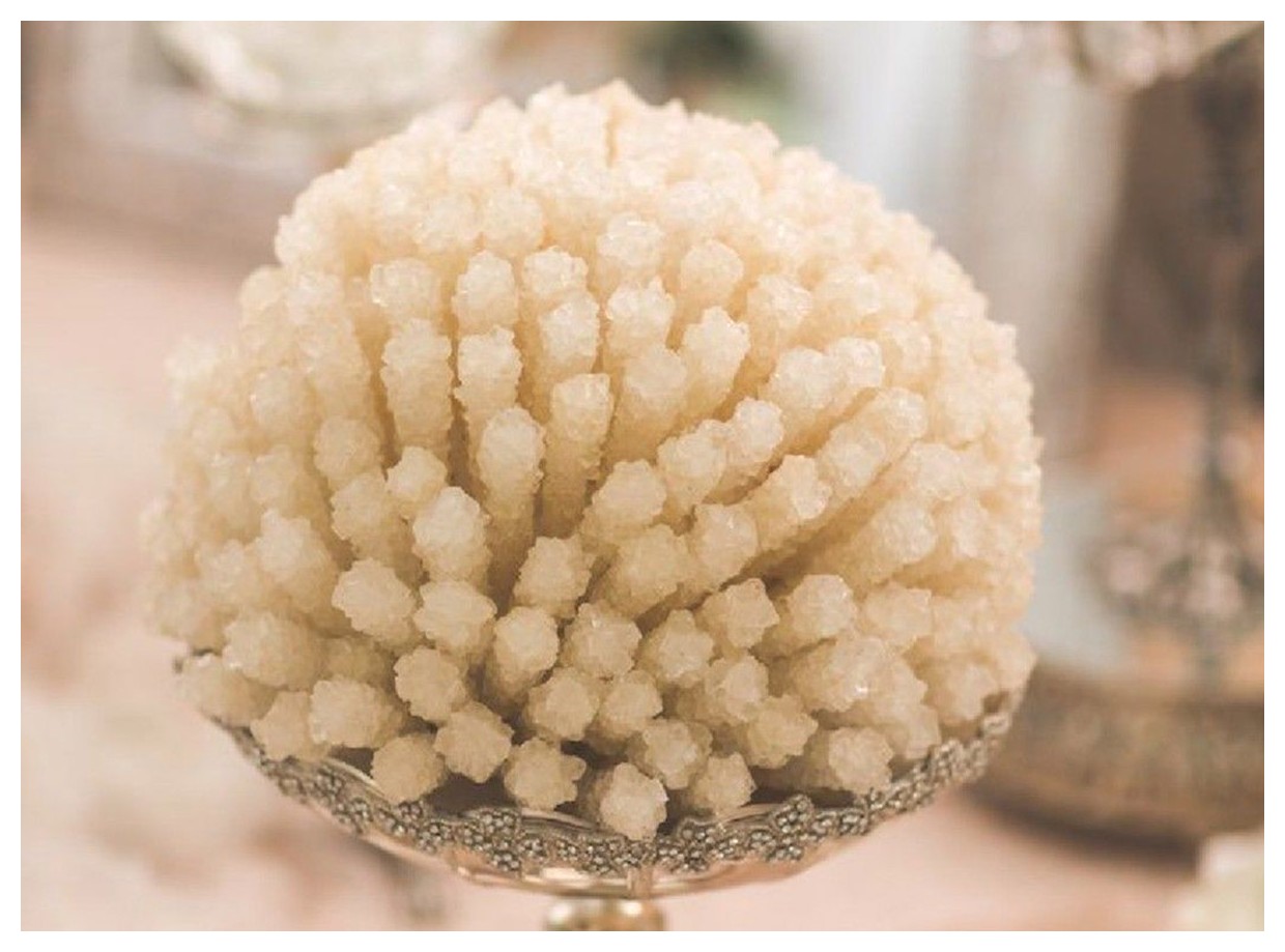 آموزش تهیه آبنبات سنگی تزئین شده: یک دسر خوشمزه و جذاب