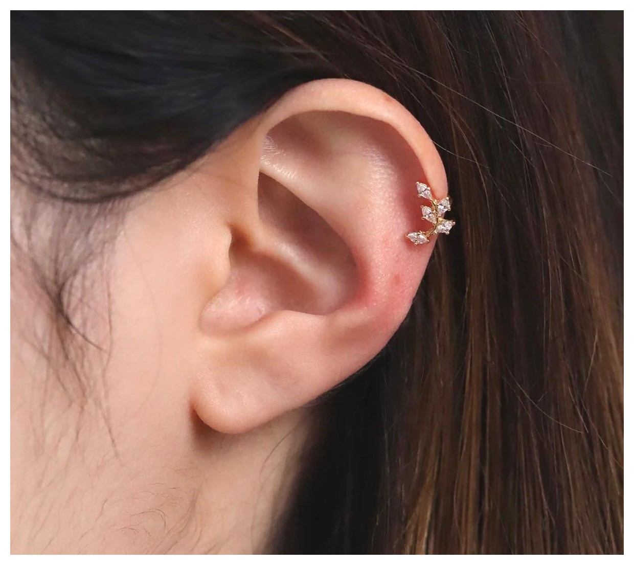 آشنایی با روشهای پیرسینگ گوش: زیبایی و نکات مهم