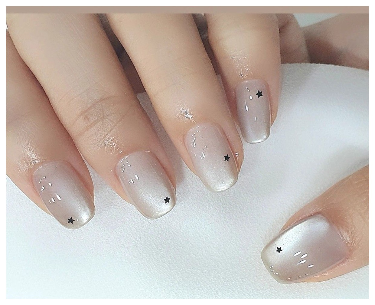 راهنمای کامل مانیکور کره‌ای: زیبایی و ظرافت در دستان شما