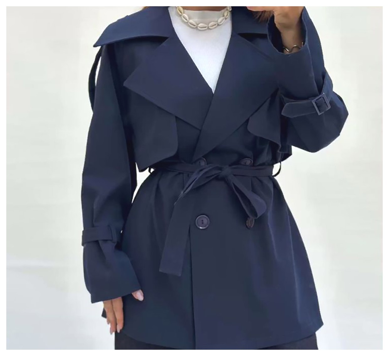 بارانیهای شیک زنانه: دنیای مد و زیبایی در فصل بارانی