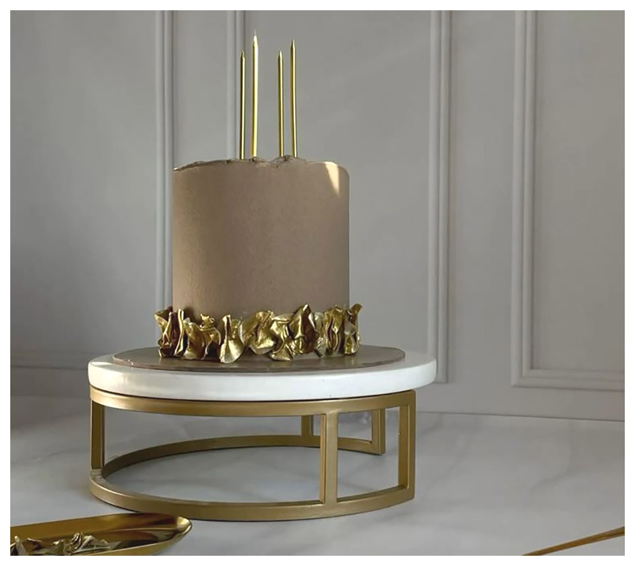 کیک تولد شیک و زیبا: ایده‌هایی برای جشن‌های خاص