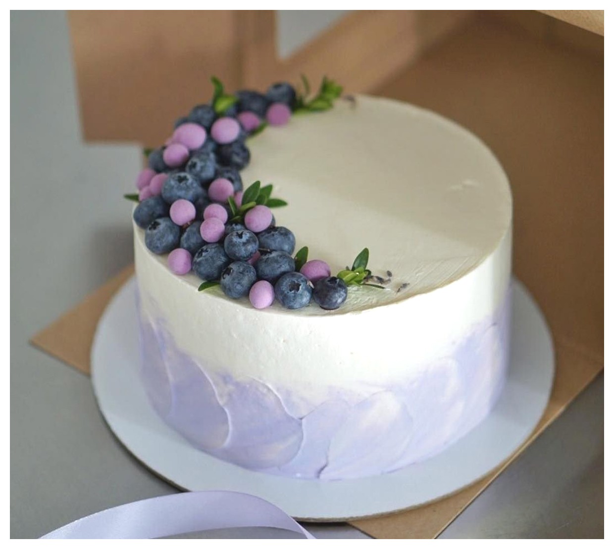 طراحی کیک میوهای: ایدههایی زیبا و جذاب برای جشنها