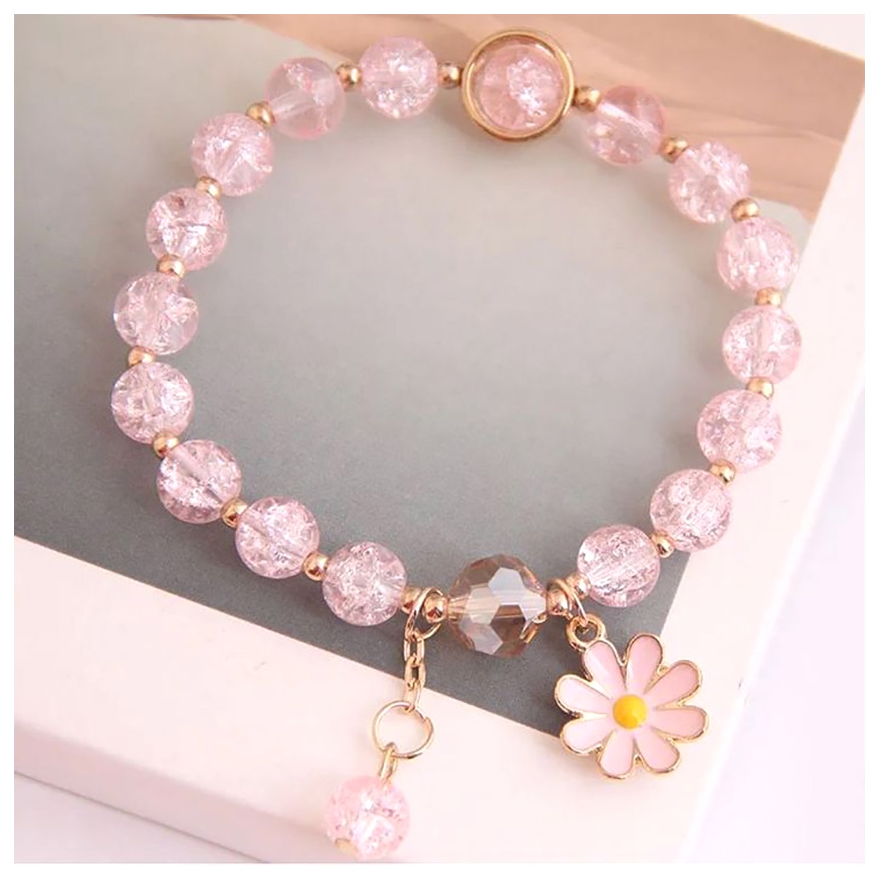 دستبند مرواریدی دخترانه: زیبایی و جذابیت در دستان شما