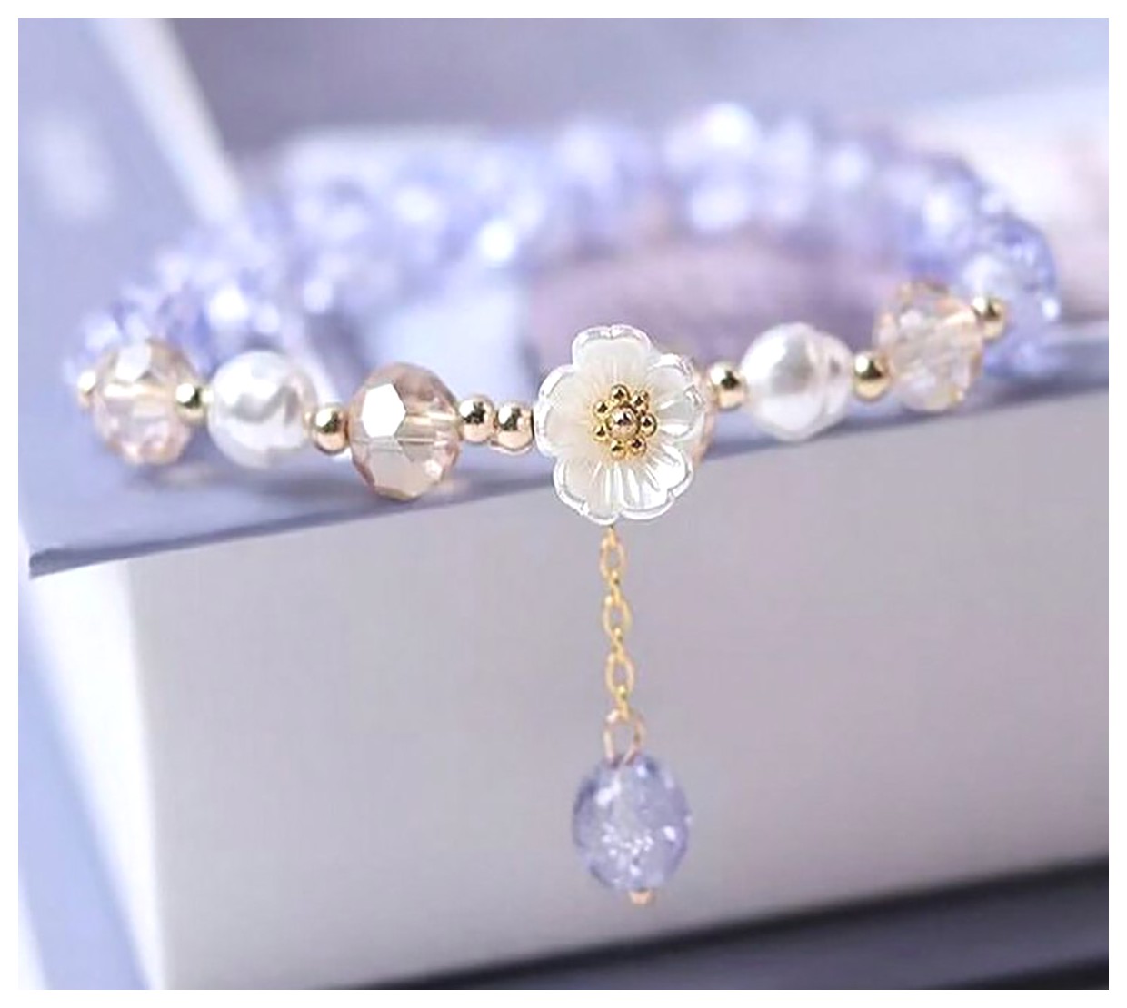 دستبند مرواریدی دخترانه: زیبایی و جذابیت در دستان شما