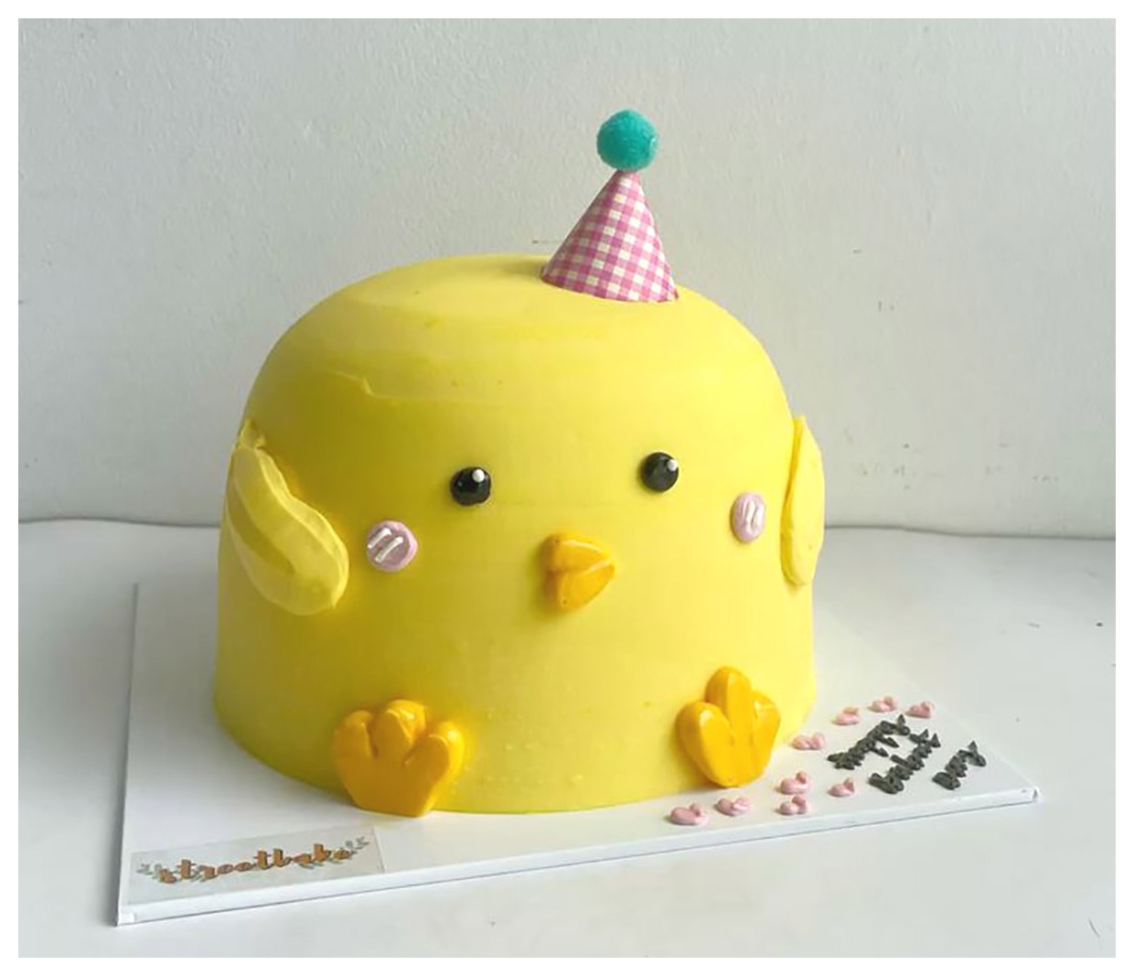 کیک تولد دخترانه: ایدههای زیبا و خلاقانه برای جشن تولد کودکان