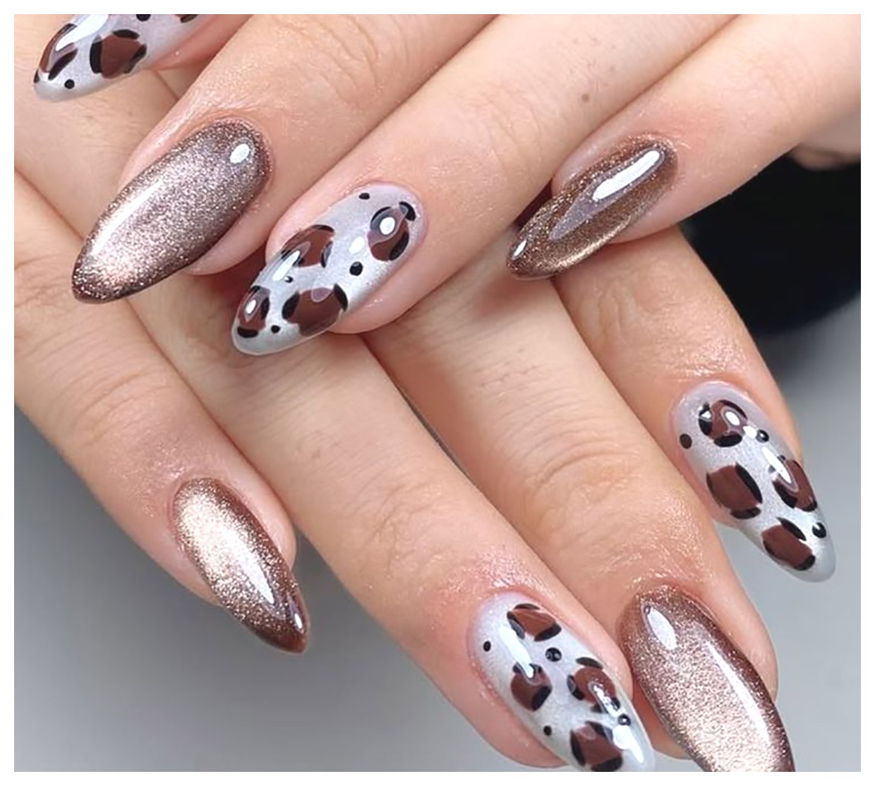 طراحی ناخن پلنگی: جذاب‌ترین ایده‌ها برای زیبایی دستان شما