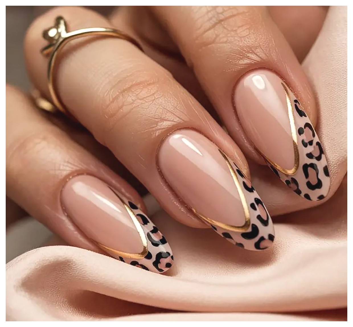 طراحی ناخن پلنگی: جذاب‌ترین ایده‌ها برای زیبایی دستان شما