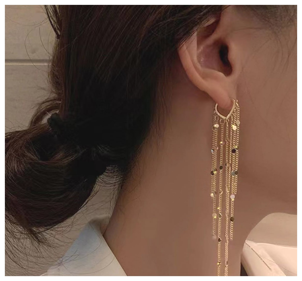 گوشوارههای آویز بلند: جذابیت و زیبایی در هر لحظه