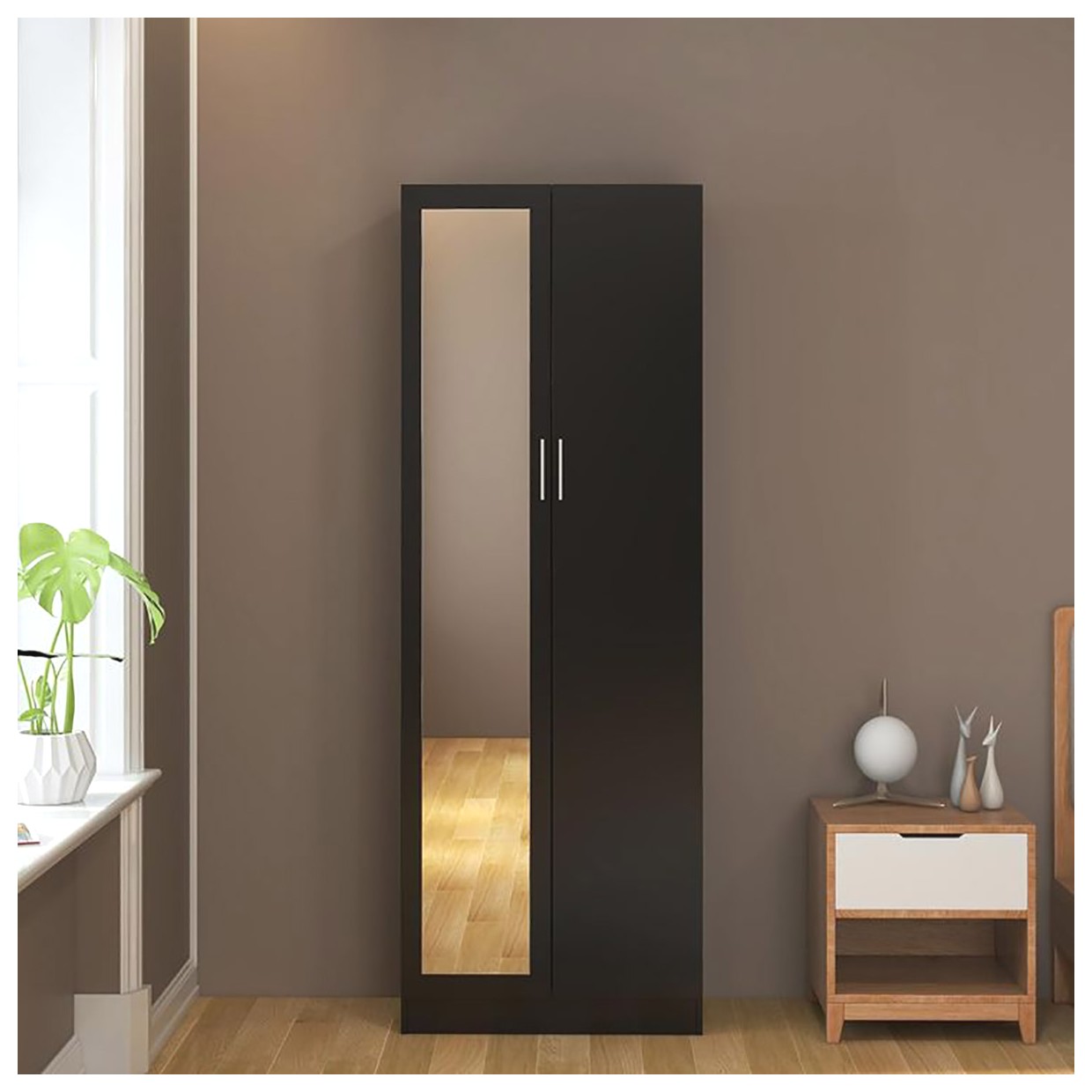 آینه کمدی مدرن و بلند: زیبایی و کارایی در یک محصول