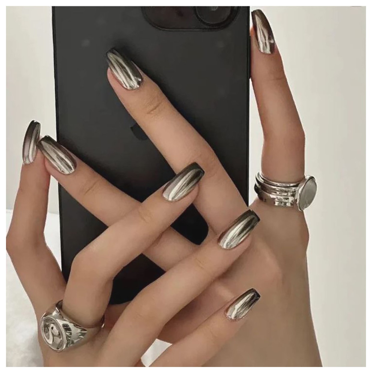 مدلهای زیبا و خلاقانه ناخن آبرنگی و کروم