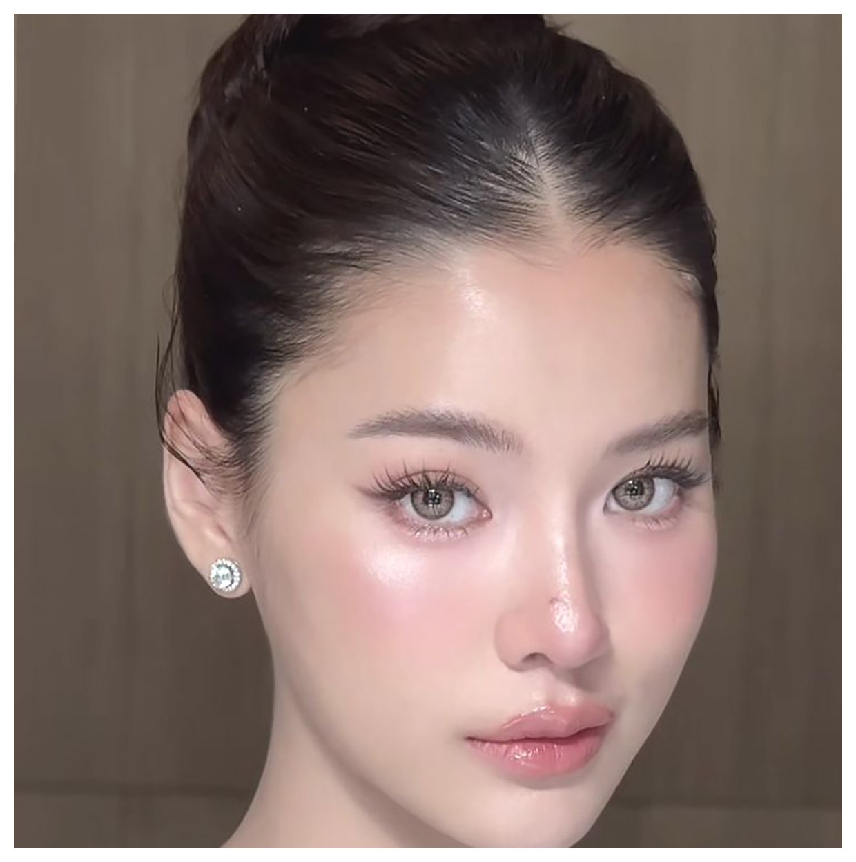 راهنمای کامل آرایش طبیعی: زیبایی ساده و دلنشین