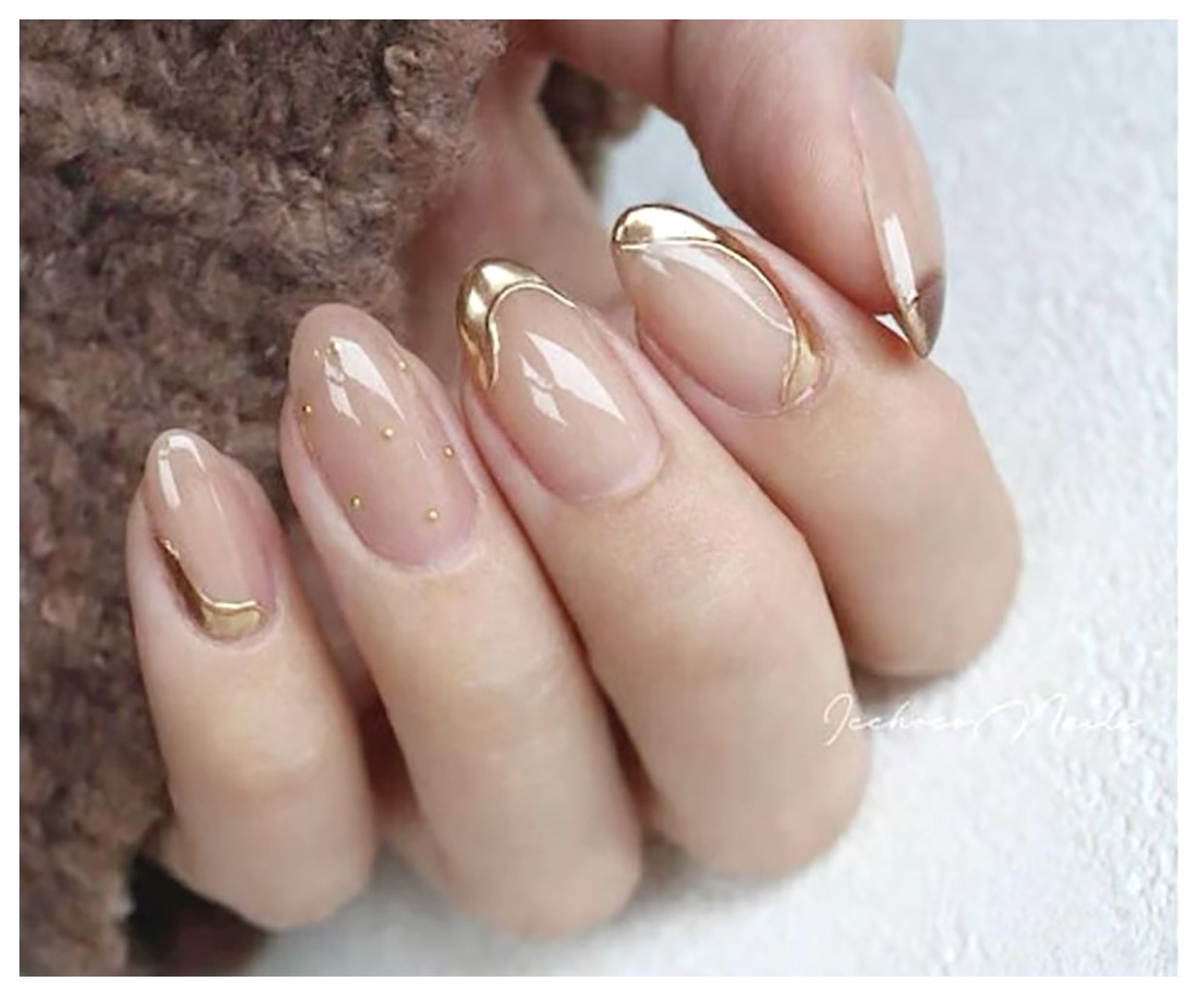 طراحی‌های جدید اکستنشن ناخن: زیبایی و خلاقیت در دستان شما