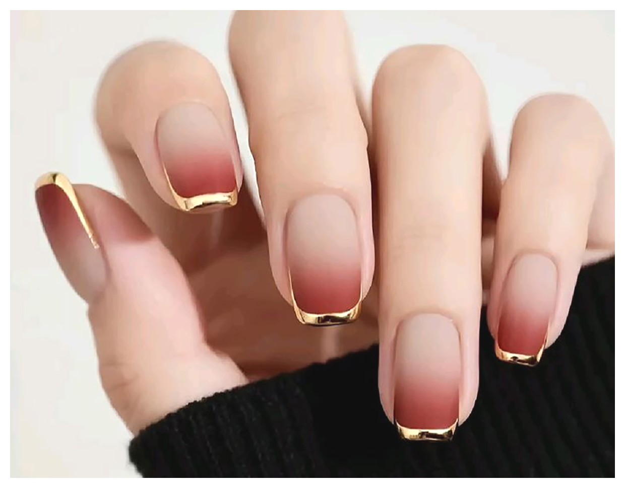 طراحی‌های جدید اکستنشن ناخن: زیبایی و خلاقیت در دستان شما