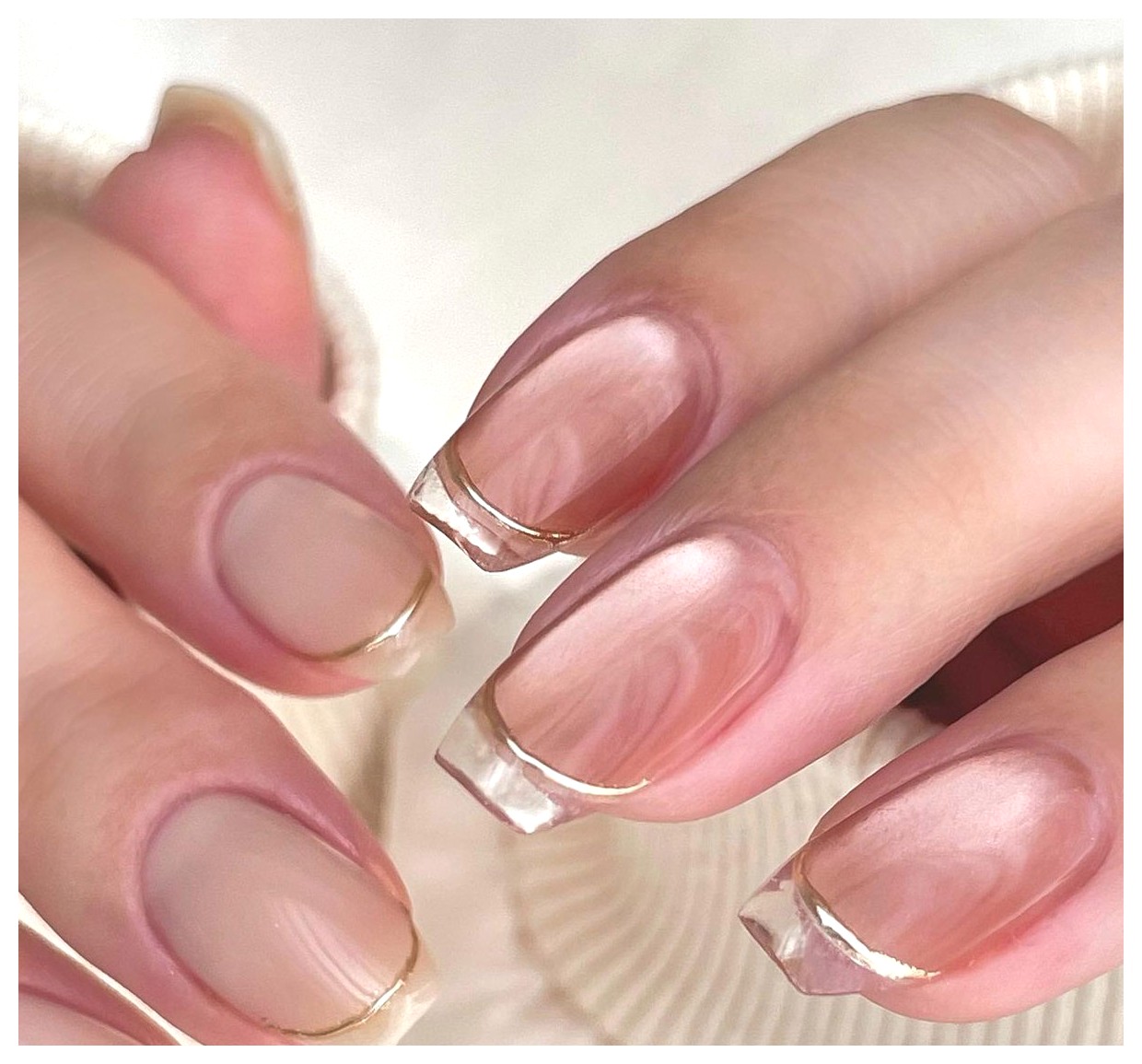 طراحی‌های جدید اکستنشن ناخن: زیبایی و خلاقیت در دستان شما