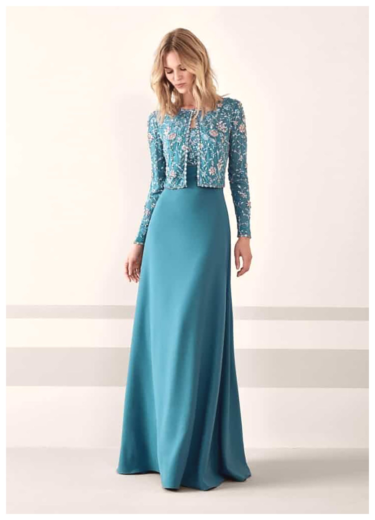 راهنمای انتخاب پیراهن مجلسی: نکات و مدلهای جذاب