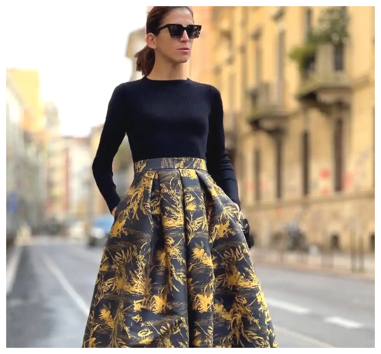 راهنمای انتخاب دامن شب با طرح‌های جذاب