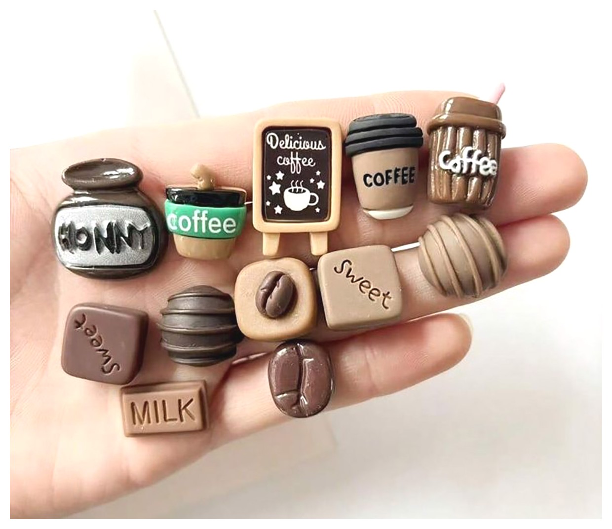 طراحیهای جذاب مگنت یخچالی: آثاری هنری برای دکوراسیون منزل