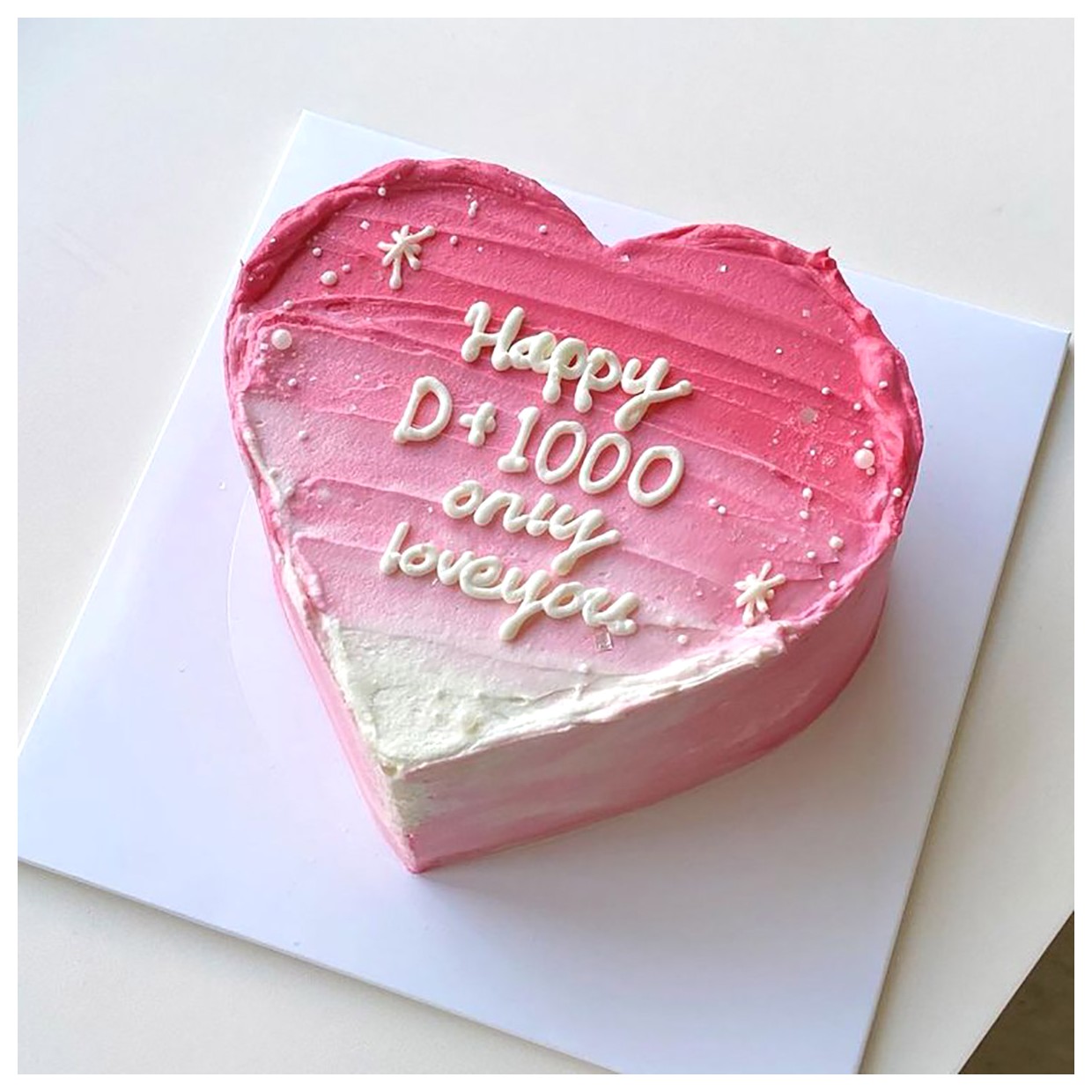 کیک تولد عاشقانه به شکل قلب: طرز تهیه و ایدههای زیبا