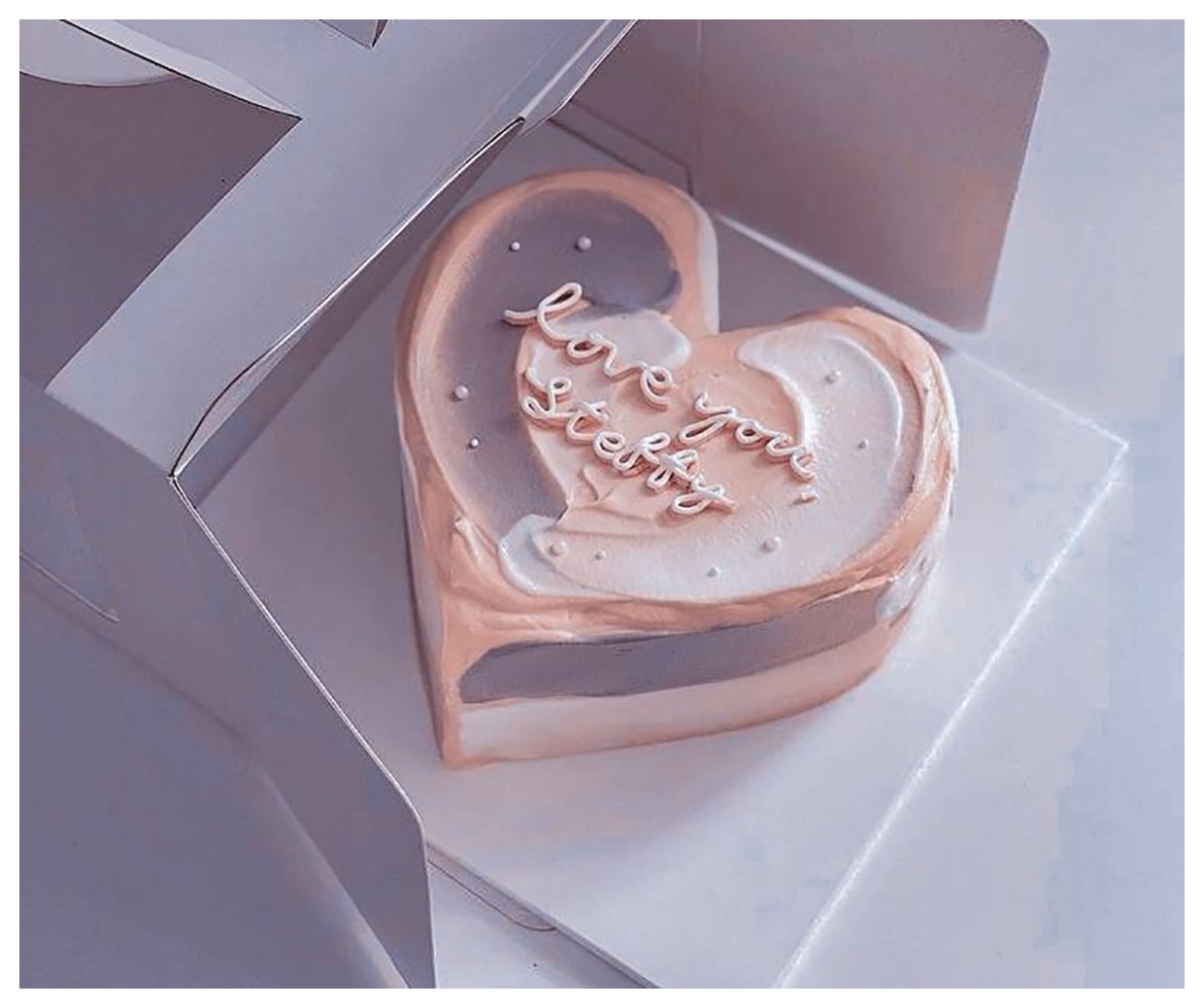 کیک تولد عاشقانه به شکل قلب: طرز تهیه و ایدههای زیبا