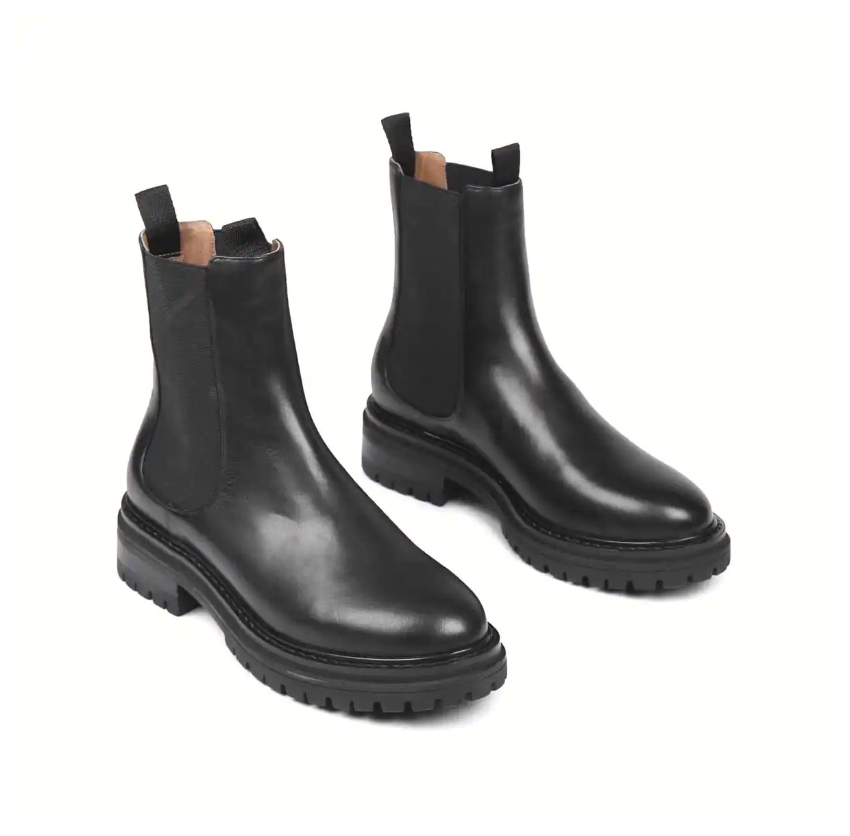 بوتهای مچدار شیک برای پاییز: انتخابی مناسب برای استایل شما