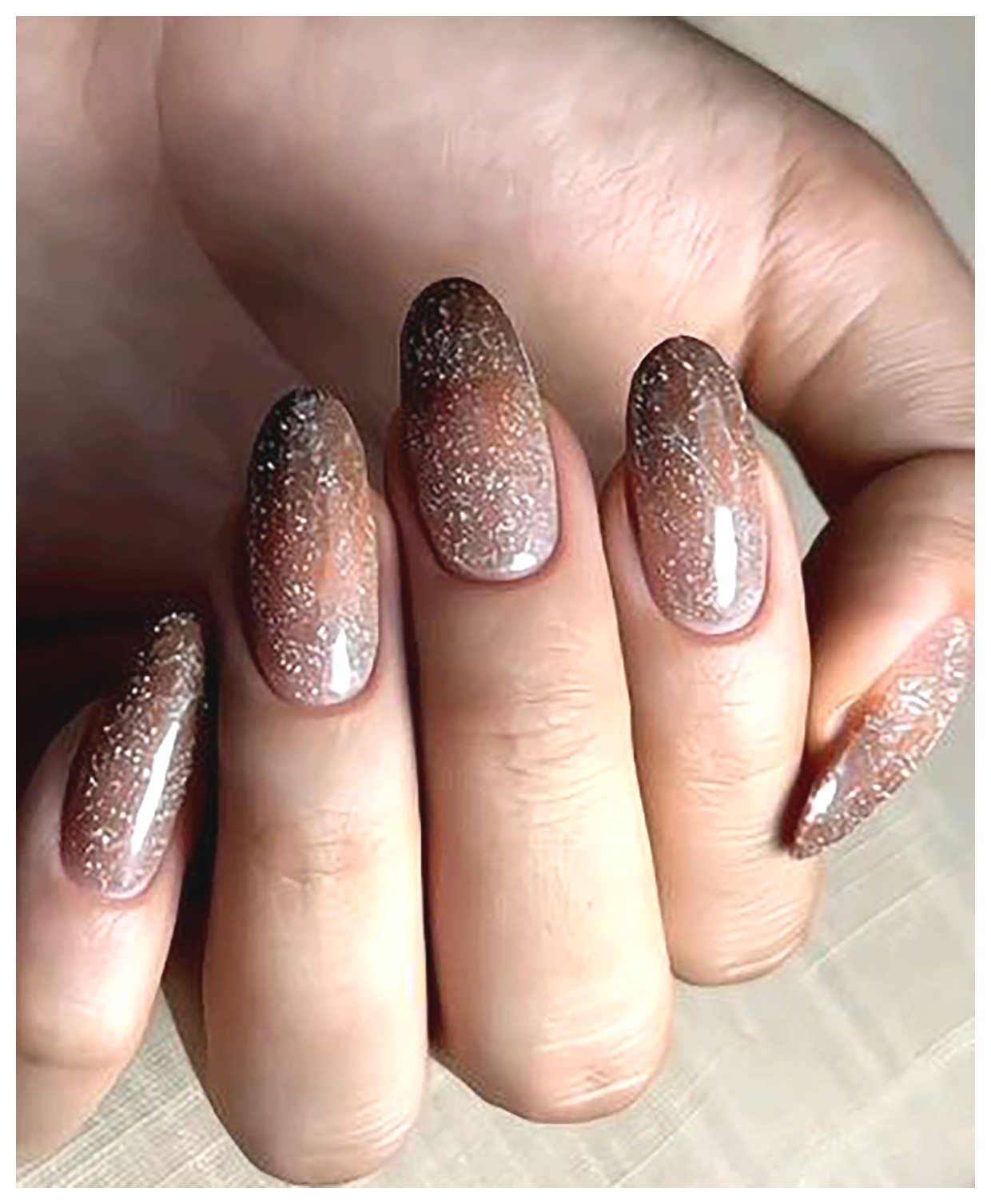 مدل‌های جذاب طراحی ناخن برای خانم‌ها