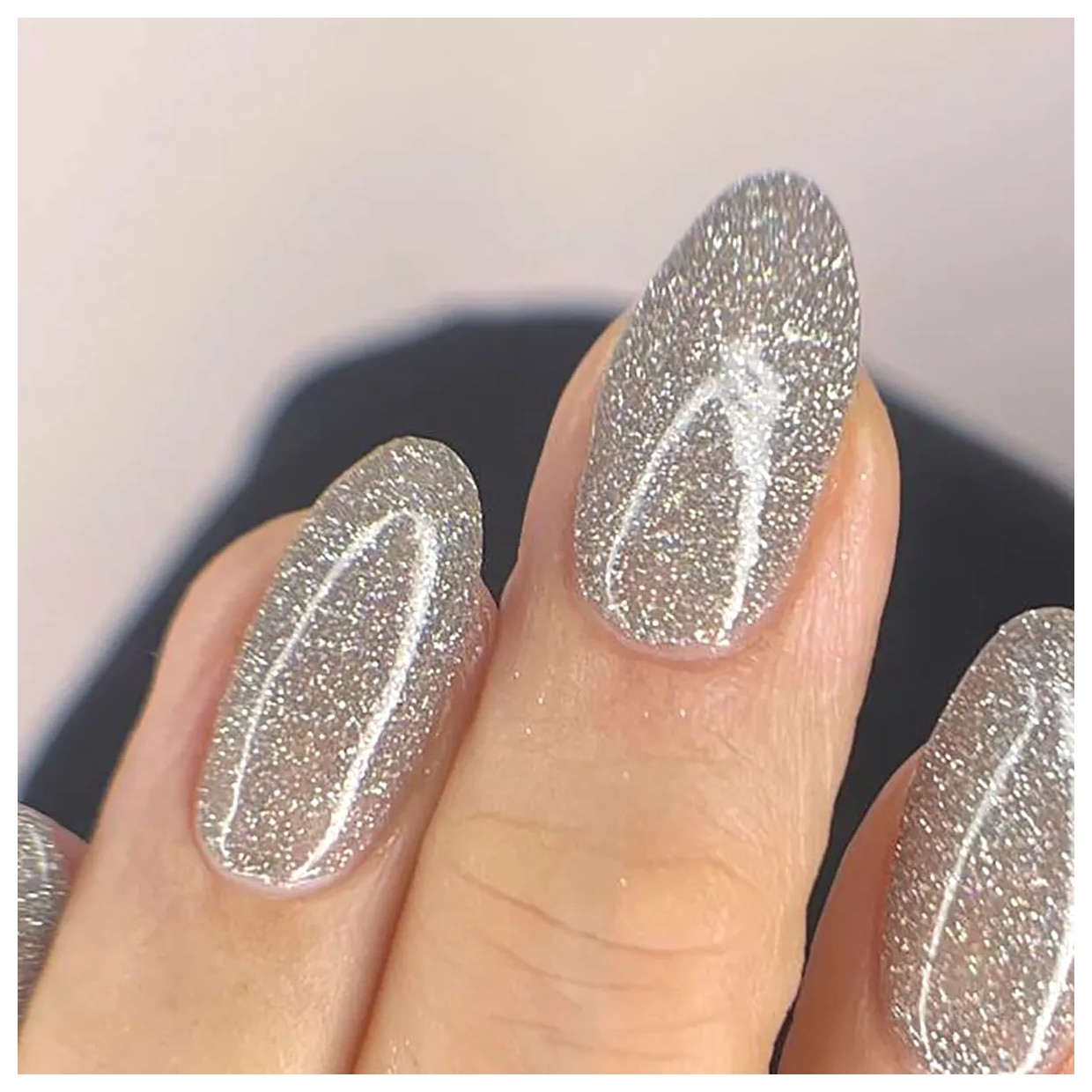 طرح ناخن شinedار: راهنمای جامع برای زیبایی و مراقبت از ناخنها