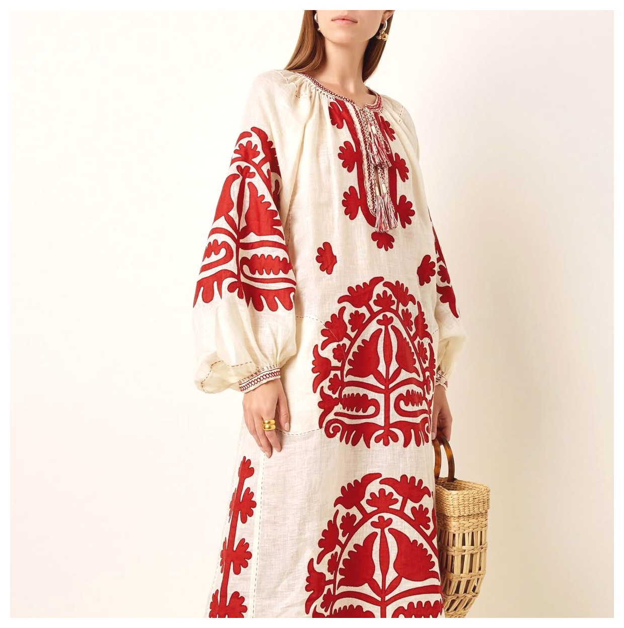 مدلهای زیبا و سنتی لباس زنانه با الگوهای خاص