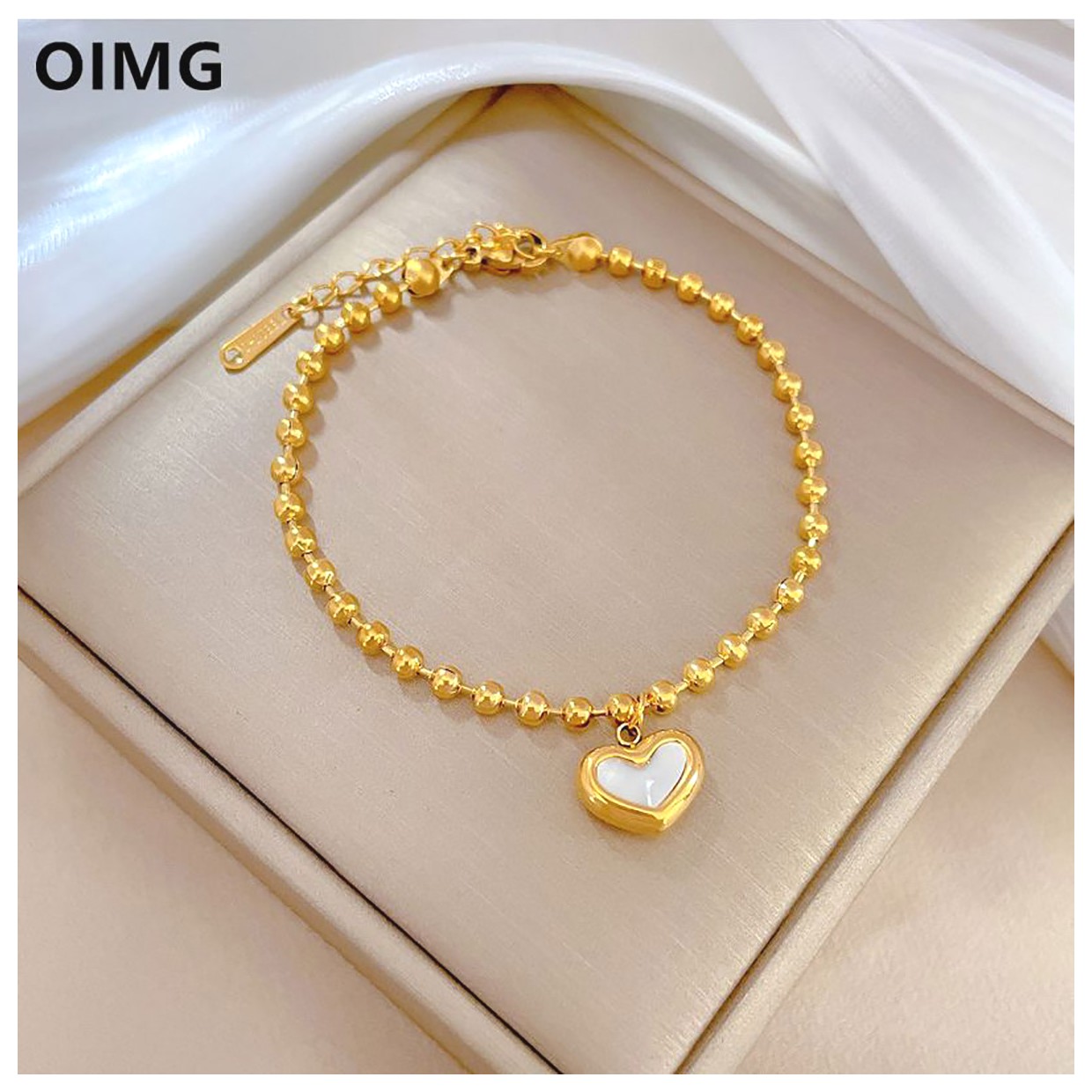 دستبندهای مد روز: زیبایی و جذابیت در دستان شما