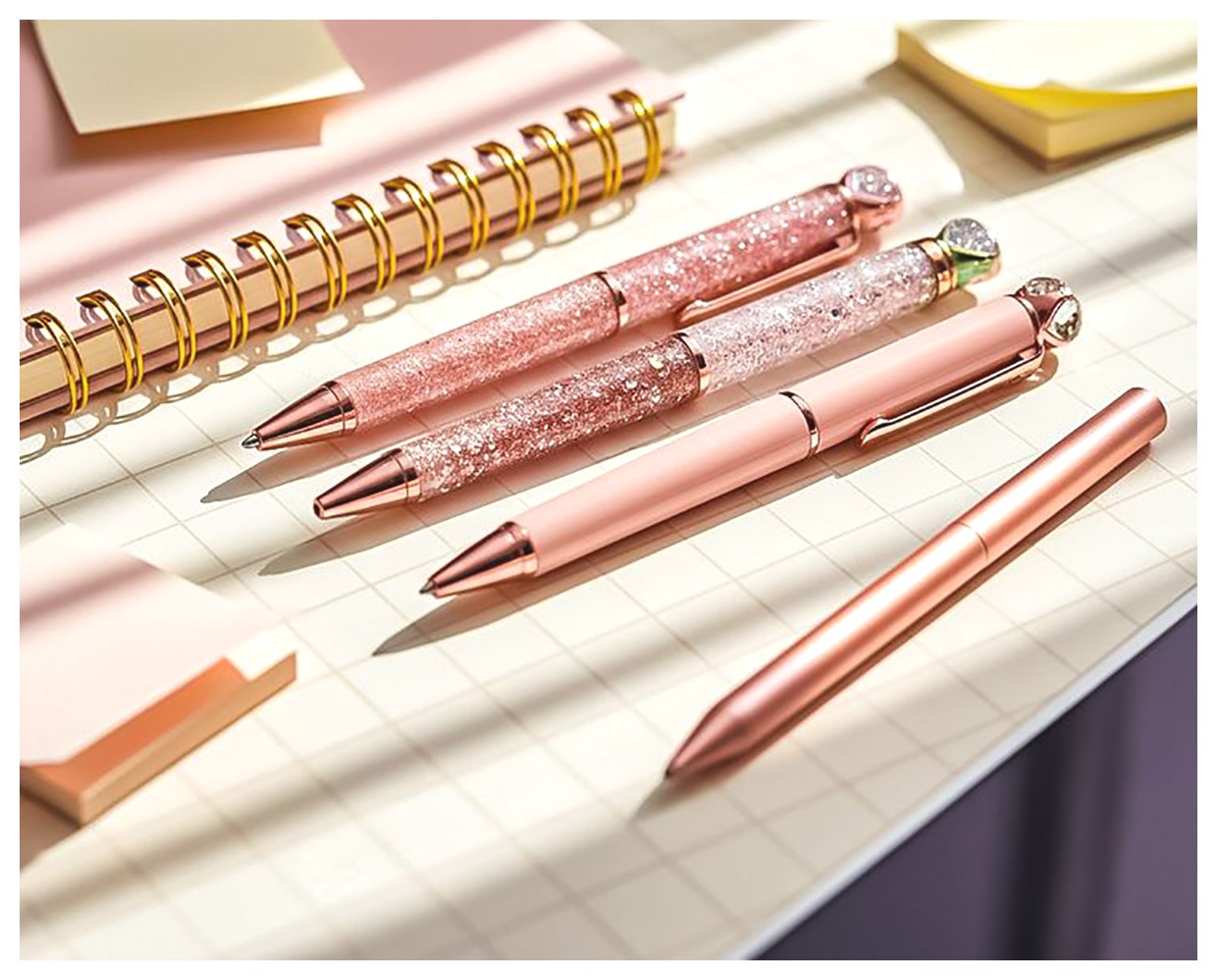 طراحیهای مدرن و جذاب قلم: ایدههایی برای انتخاب بهترین قلمها