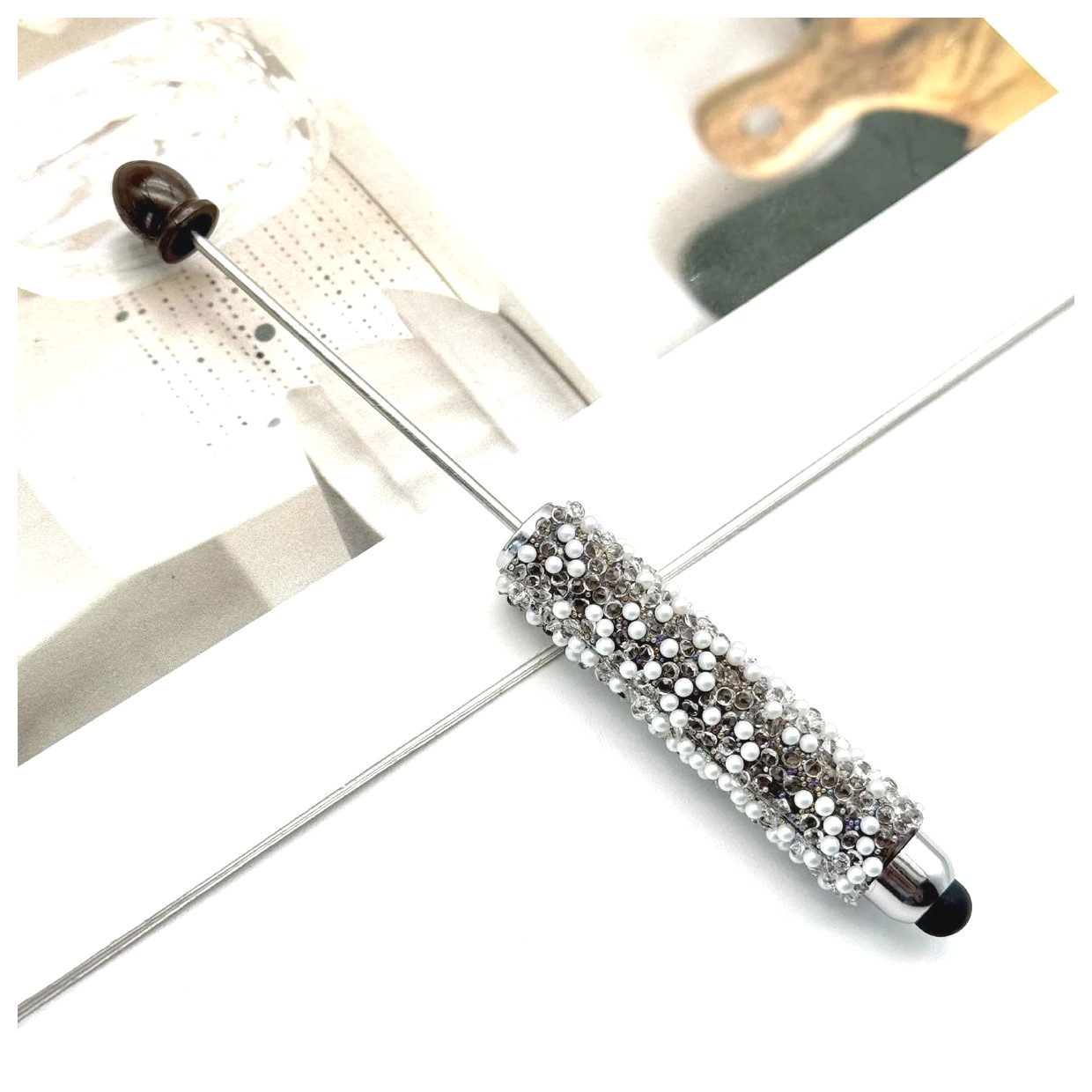 طراحیهای مدرن و جذاب قلم: ایدههایی برای انتخاب بهترین قلمها