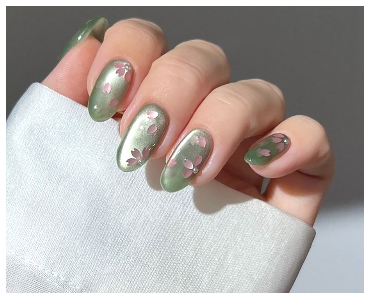 طراحی ناخنهای مدرن: ایدههایی خلاقانه برای زیبایی دستان شما