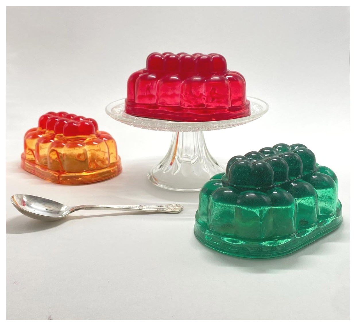 آشنایی با انواع تزیین ژله: ایدههای خلاقانه و زیبا