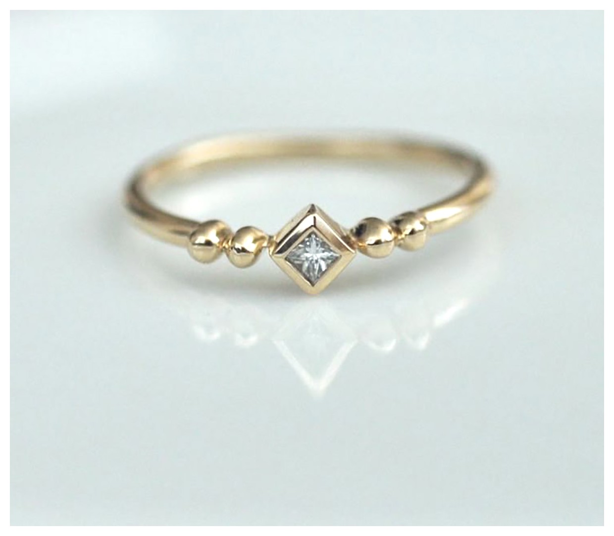 انواع انگشترهای زنانه: راهنمایی برای انتخاب بهترین مدل