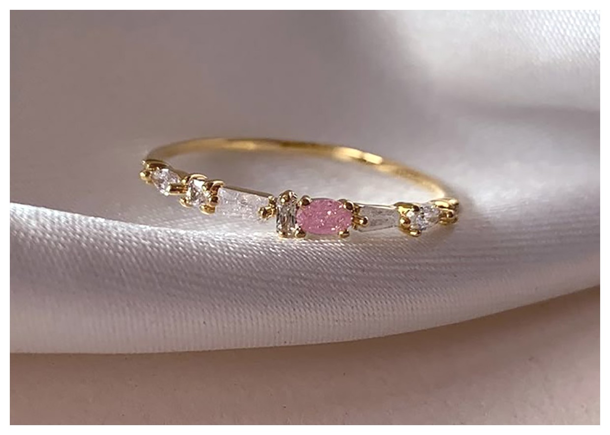 انواع انگشترهای زنانه: راهنمایی برای انتخاب بهترین مدل