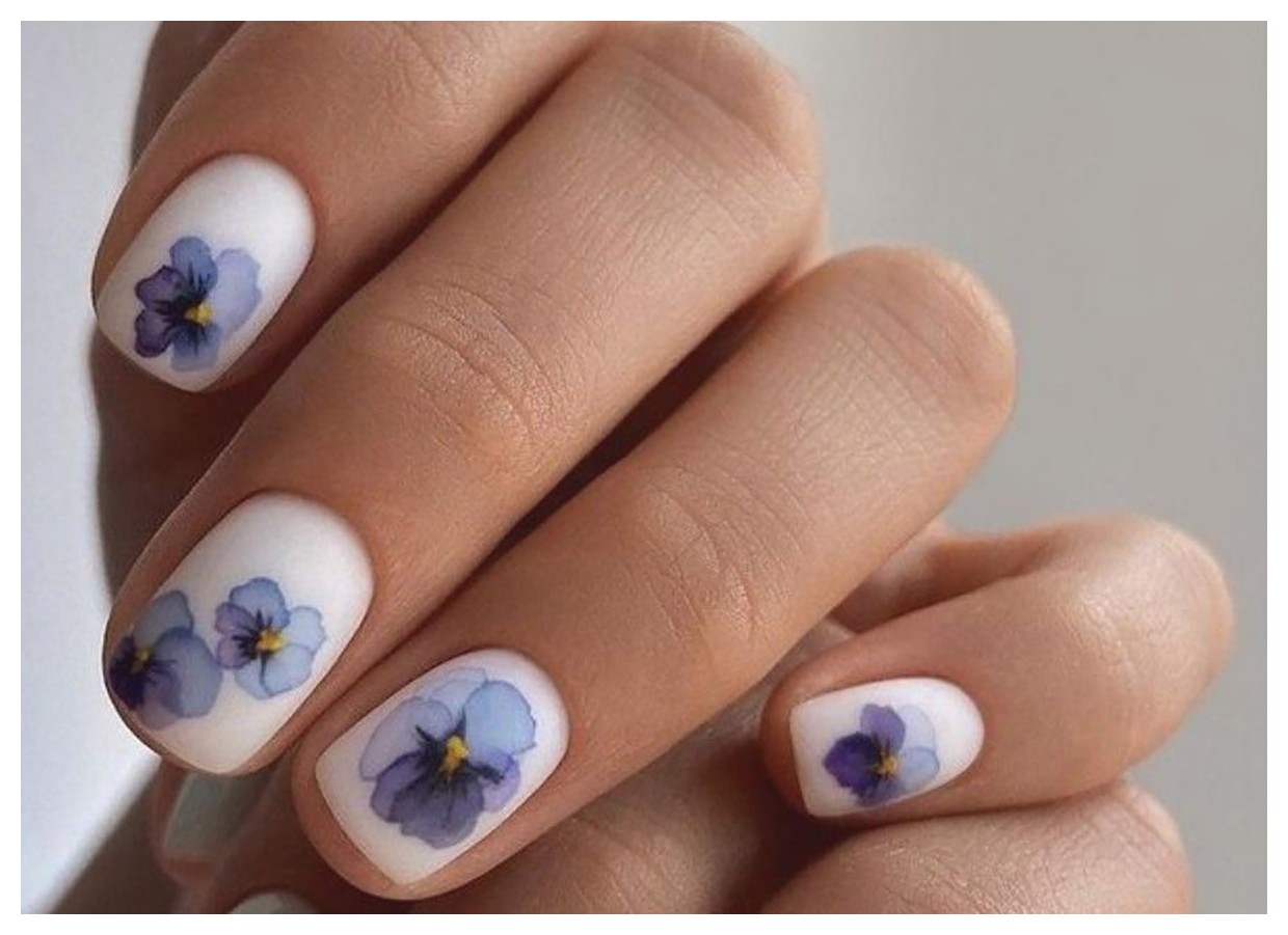 طراحی ناخن آبرنگی: 10 مدل زیبا و خلاقانه