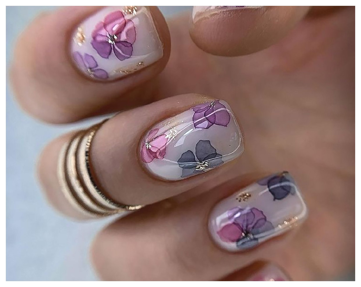 طراحی ناخن آبرنگی: 10 مدل زیبا و خلاقانه