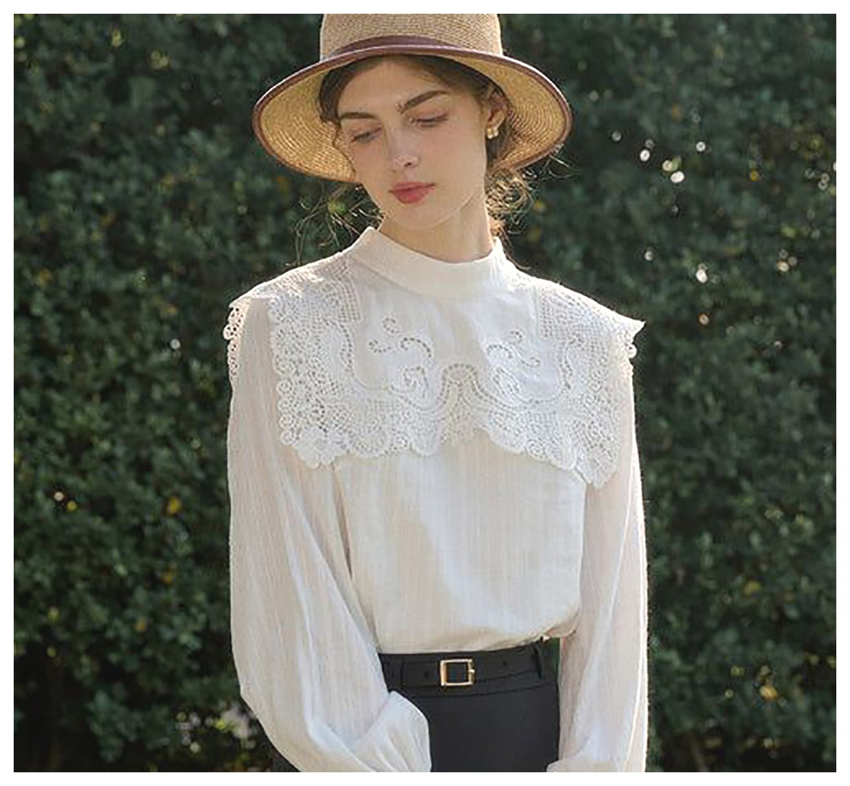 بلوز شب سفید: انتخابی شیک و جذاب برای مهمانیها