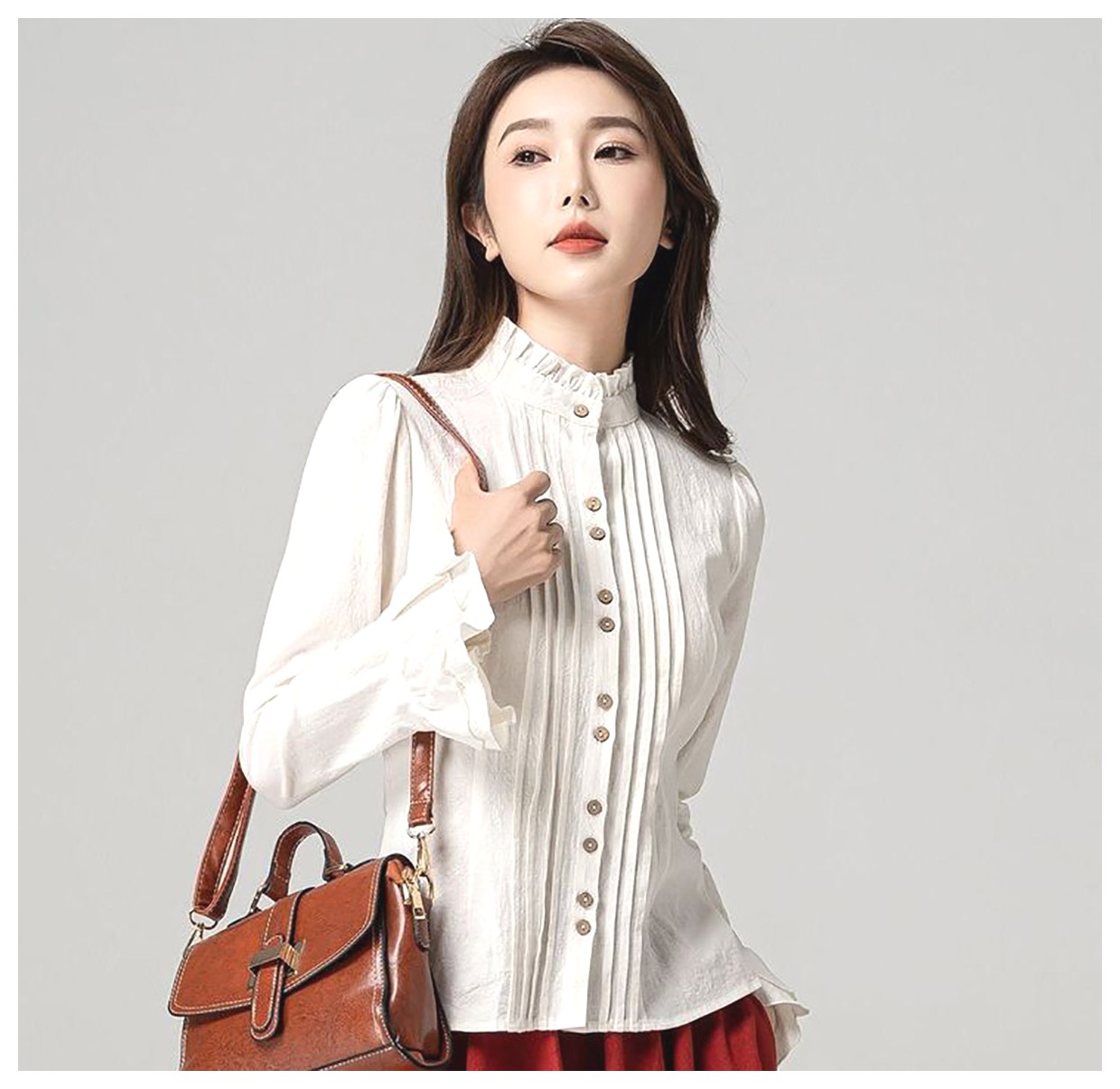 بلوز شب سفید: انتخابی شیک و جذاب برای مهمانیها