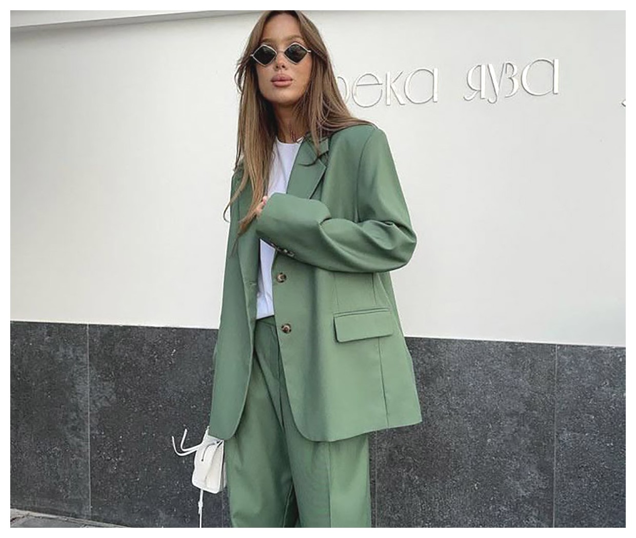 راهنمای انتخاب و خرید ست ورزشی زنانه: شیک و راحت برای فعالیتهای روزمره