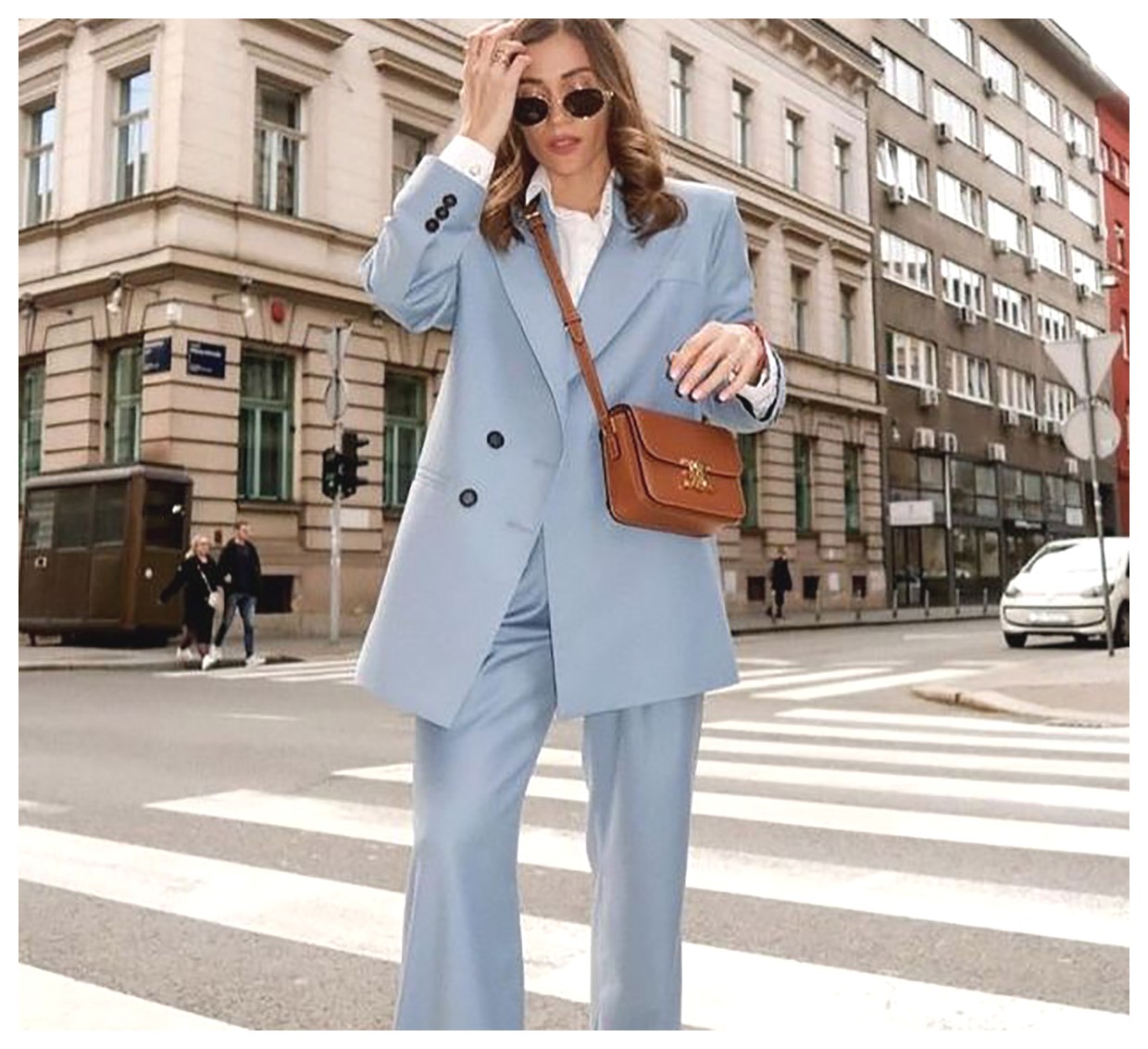 راهنمای انتخاب و خرید ست ورزشی زنانه: شیک و راحت برای فعالیتهای روزمره