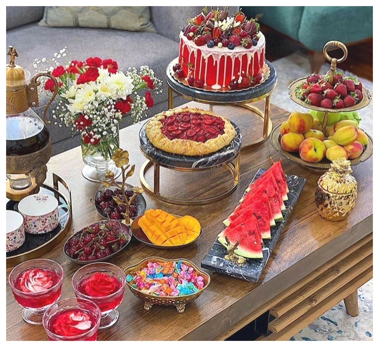 چیدمان سفره یلدا: ایدههایی برای زیبایی و جذابیت