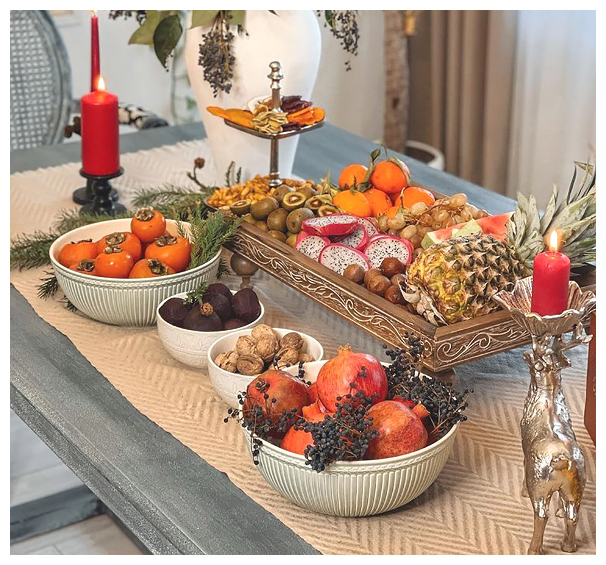 چیدمان سفره یلدا: ایدههایی برای زیبایی و جذابیت