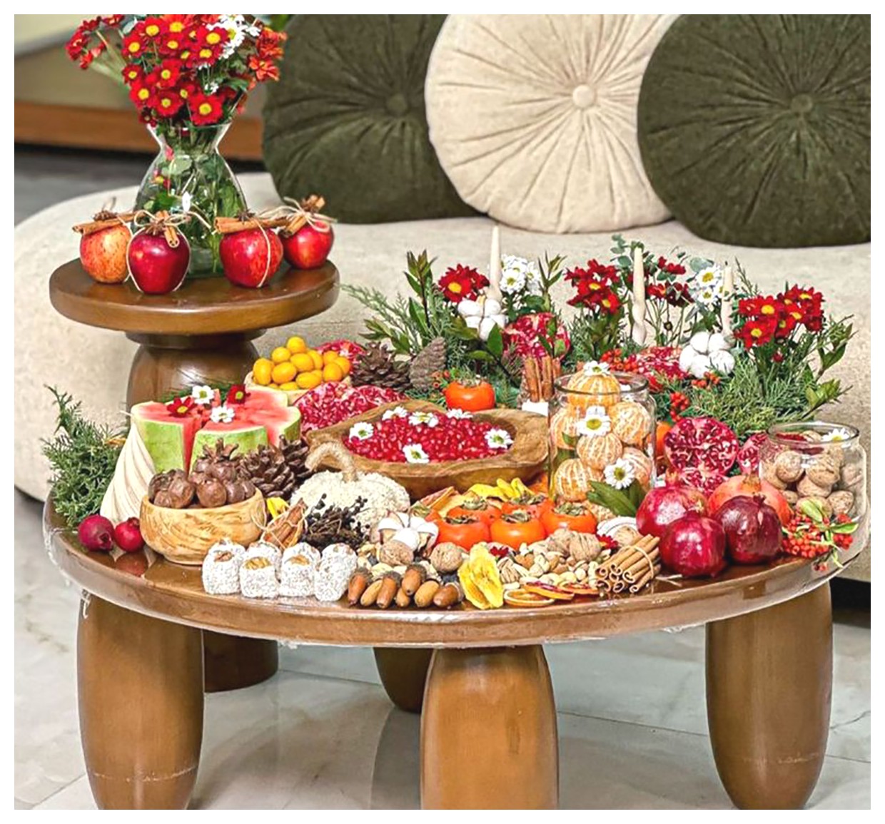 چیدمان سفره یلدا: ایدههایی برای زیبایی و جذابیت