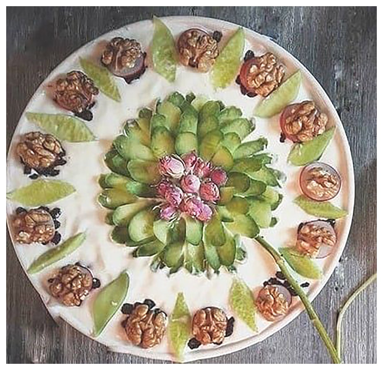 تزئین ماست برای مهمانی: ایده‌های خلاقانه و زیبا