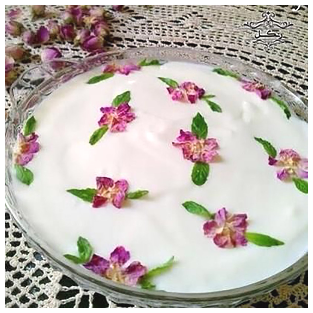 تزئین ماست برای مهمانی: ایده‌های خلاقانه و زیبا